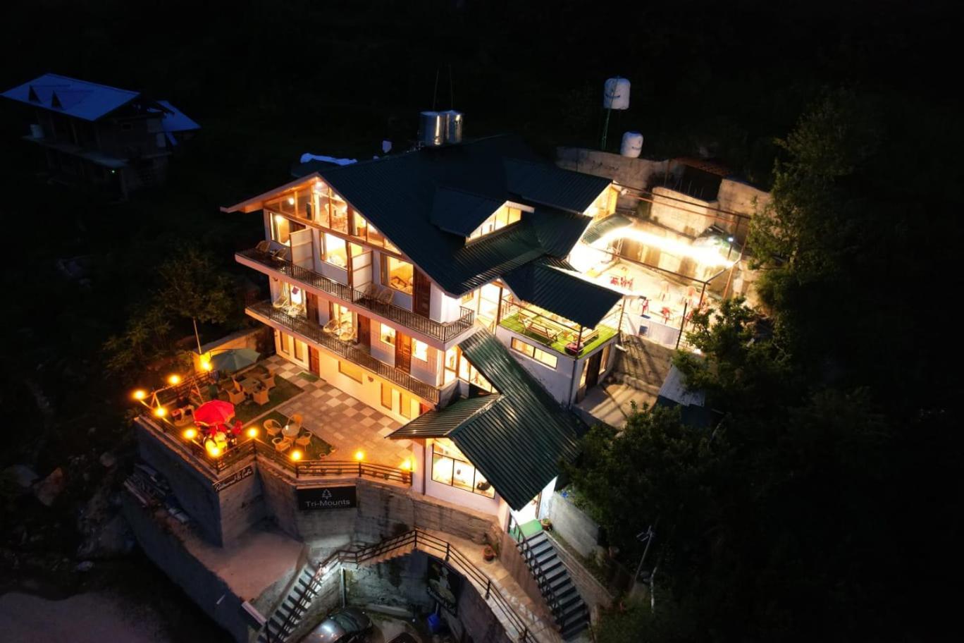 Trimounts-A Boutique Hotel & Wellnes Center In Tirthan Valley Banjar Екстер'єр фото