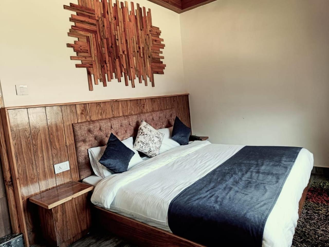 Trimounts-A Boutique Hotel & Wellnes Center In Tirthan Valley Banjar Екстер'єр фото